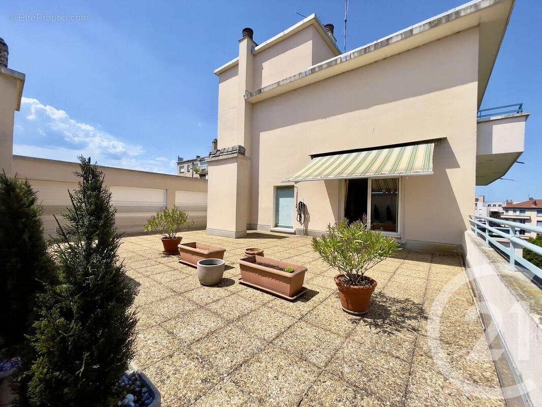 Appartement à VILLEURBANNE