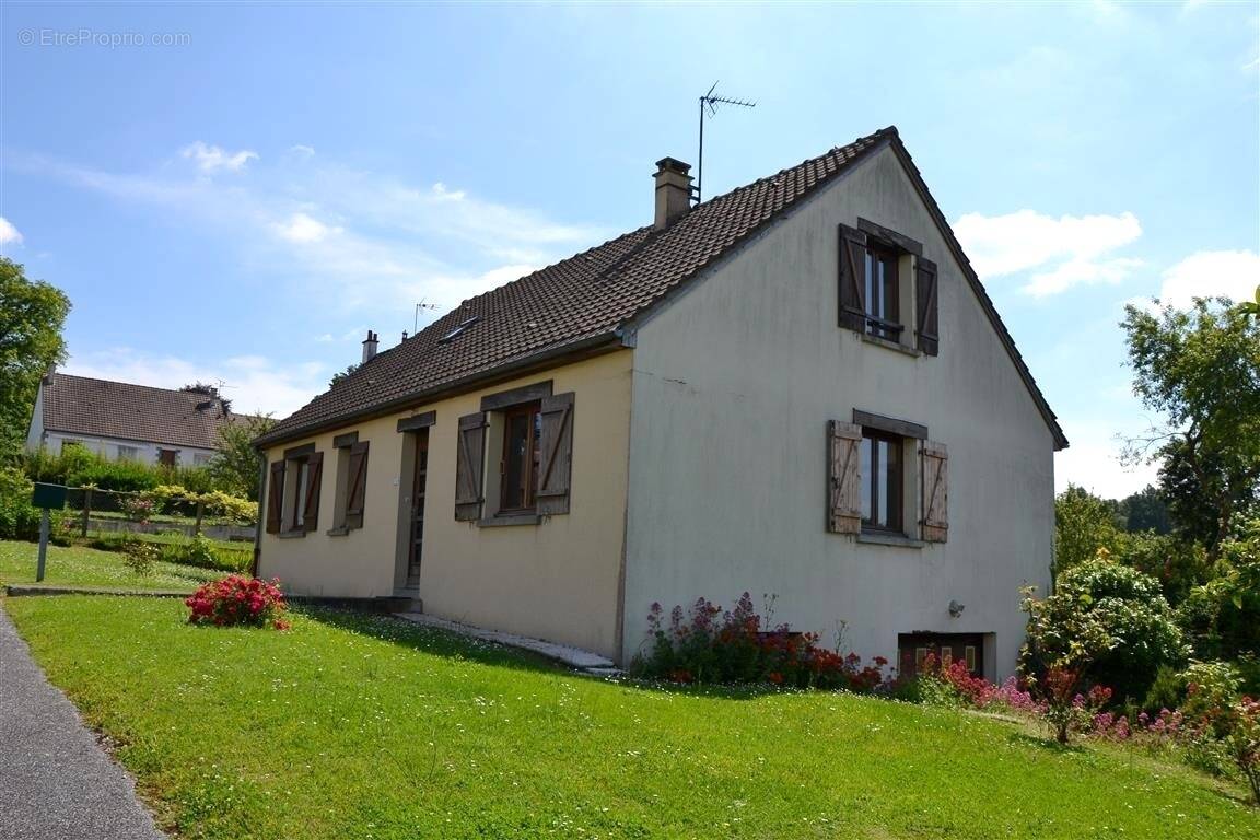 Maison à GACE
