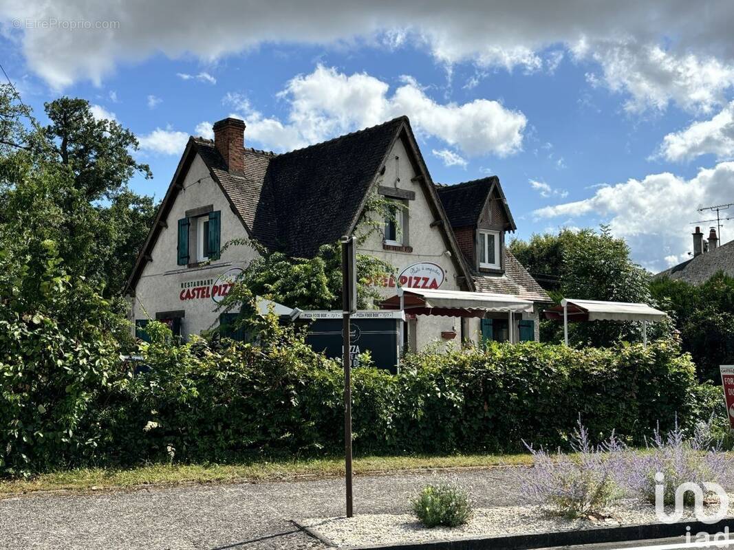 Photo 1 - Commerce à CHATEAUNEUF-SUR-LOIRE