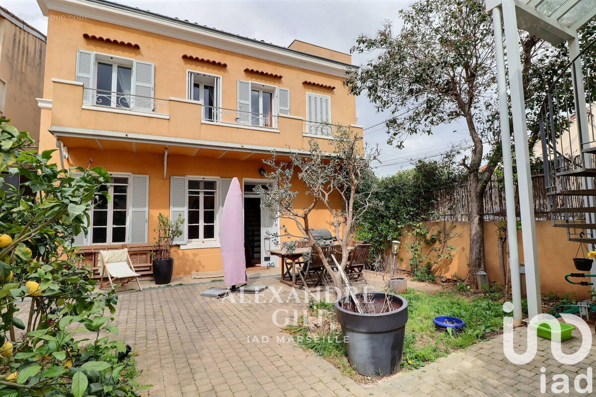 Photo 1 - Maison à MARSEILLE-12E