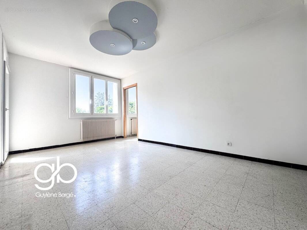 Appartement à BEZIERS