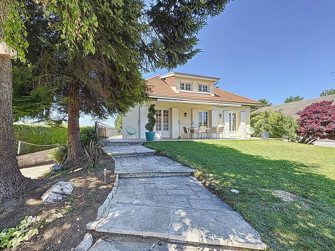 Maison à BOURG-EN-BRESSE