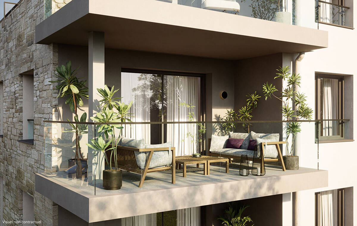 Appartement à PERONNAS