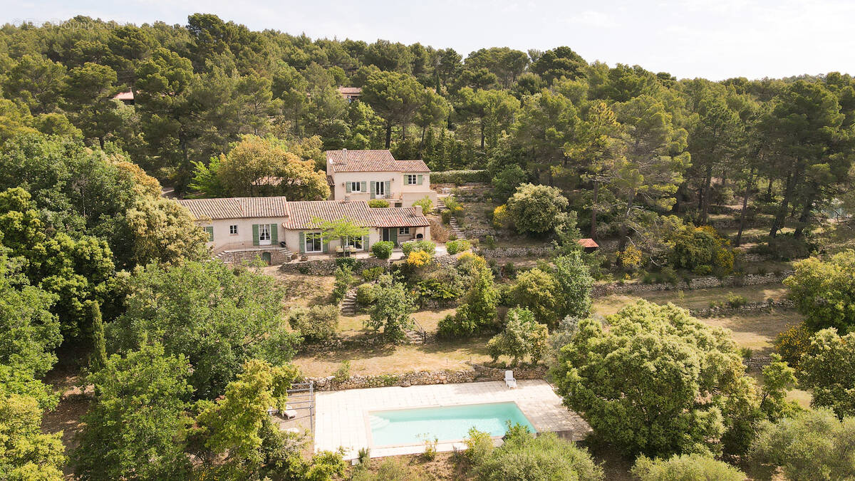Maison à TOURTOUR