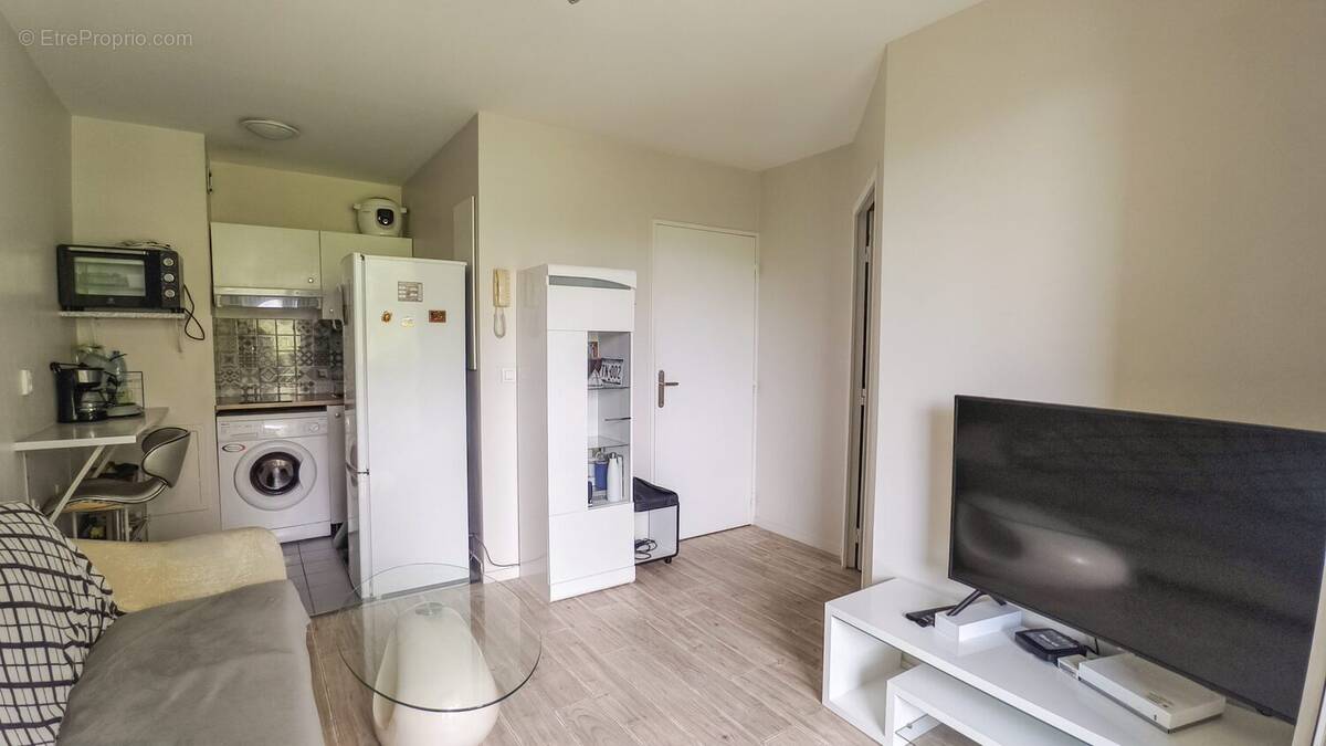 Appartement à LOGNES