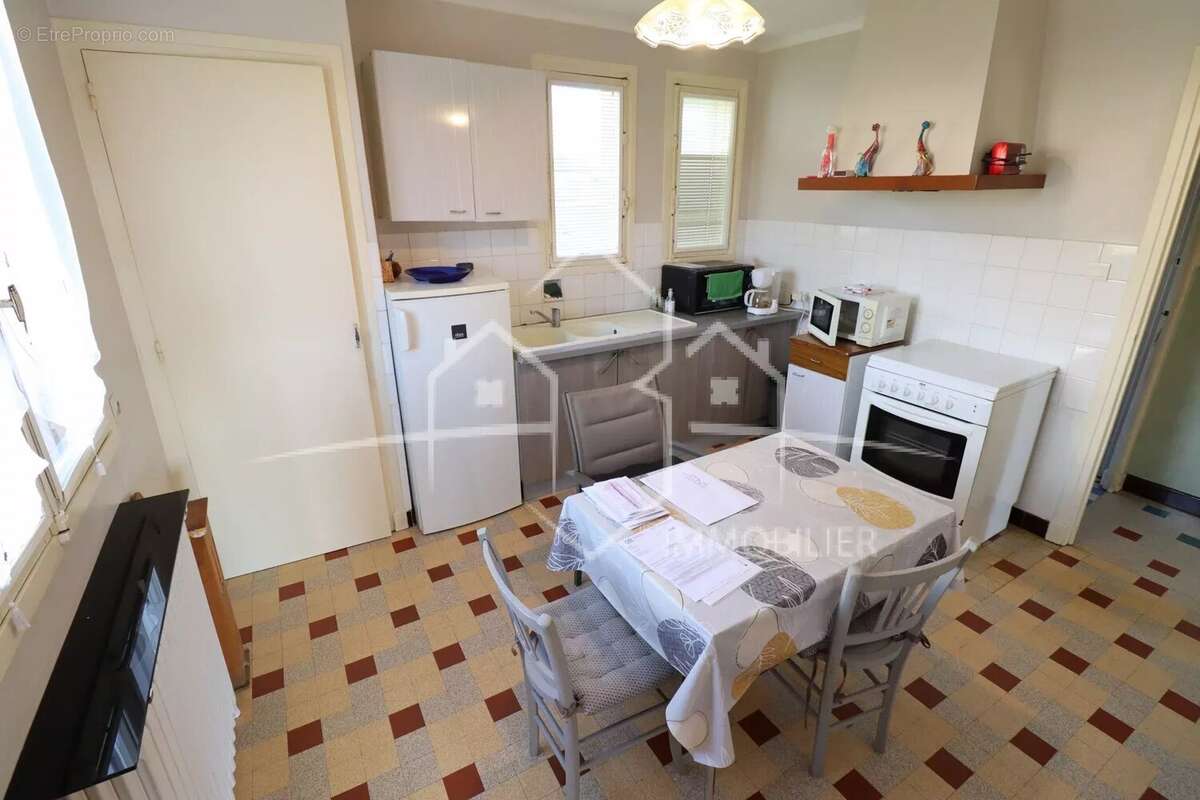 Maison à BEAUREPAIRE