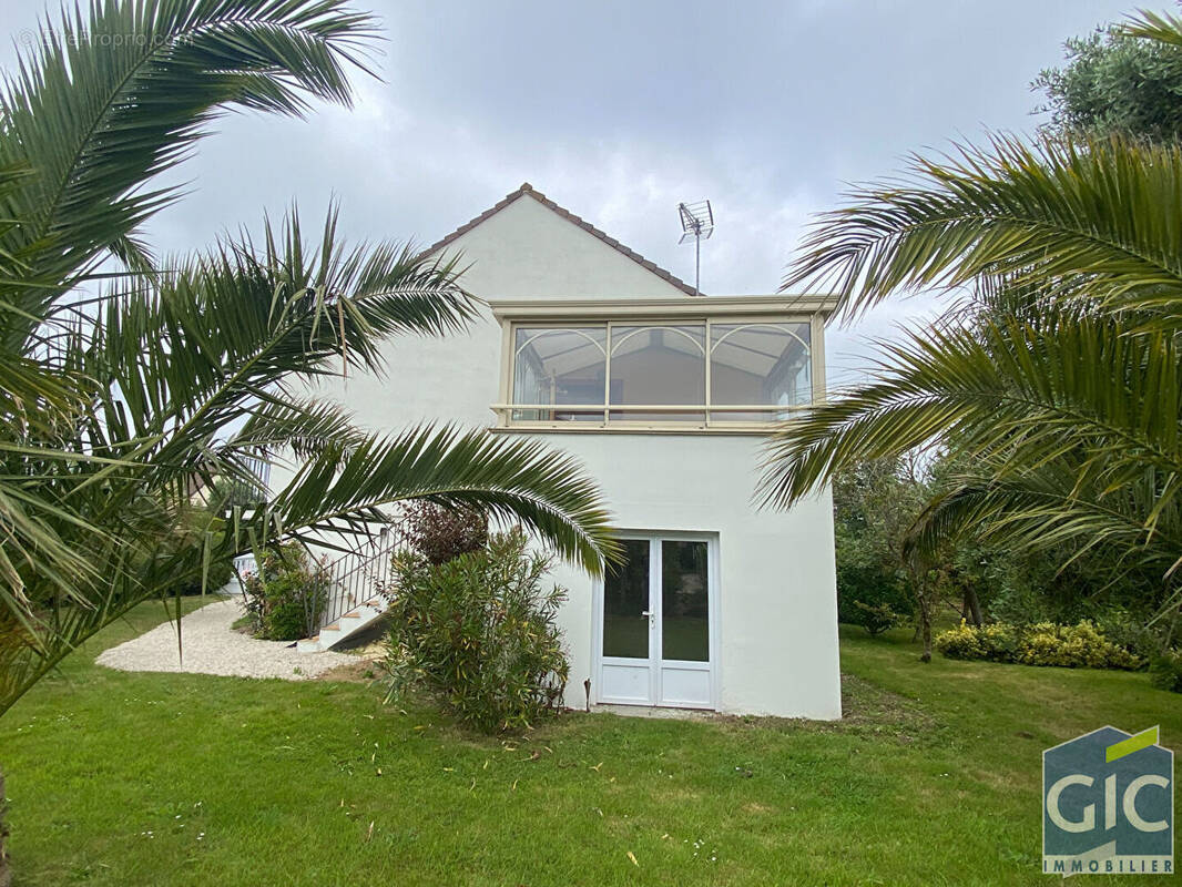 Maison à AMFREVILLE