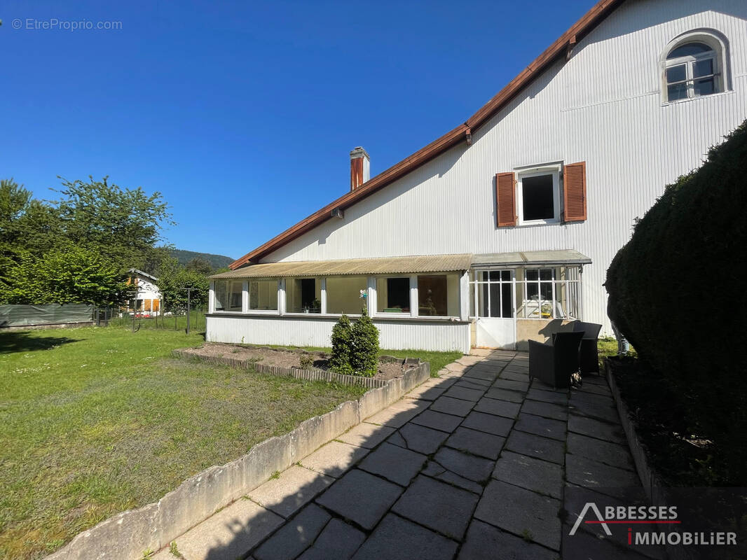 Appartement à DOMMARTIN-LES-REMIREMONT