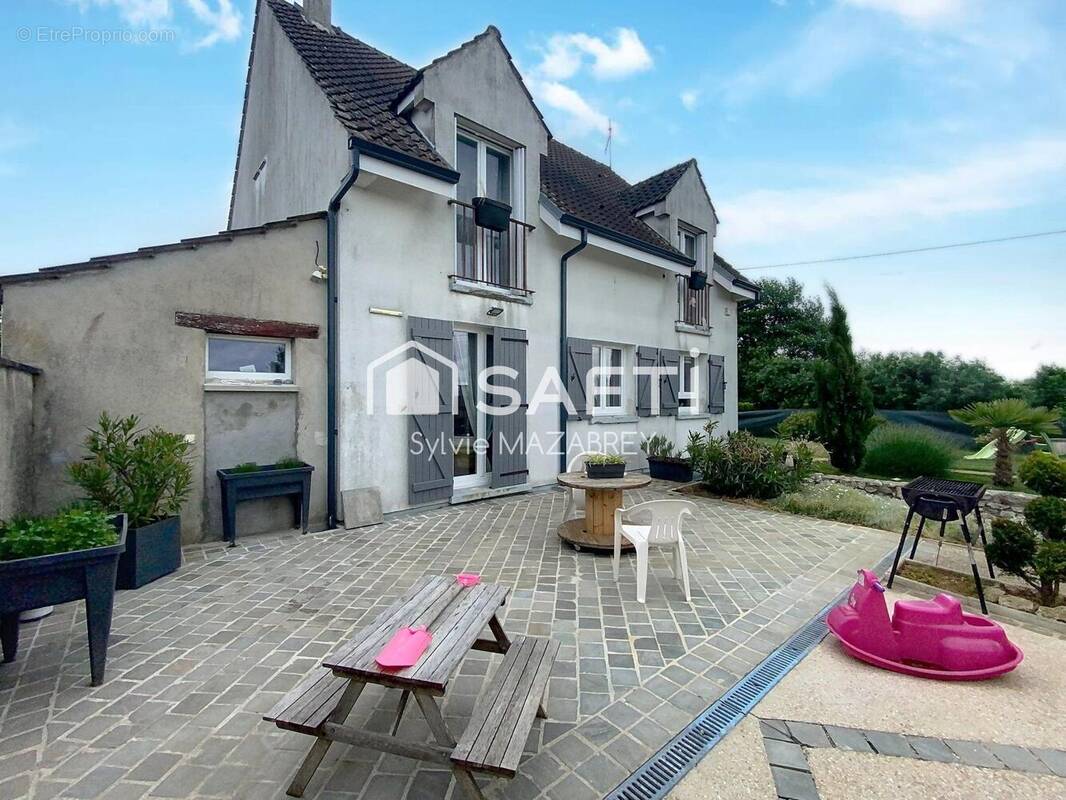 Photo 1 - Maison à LONGUEVILLE
