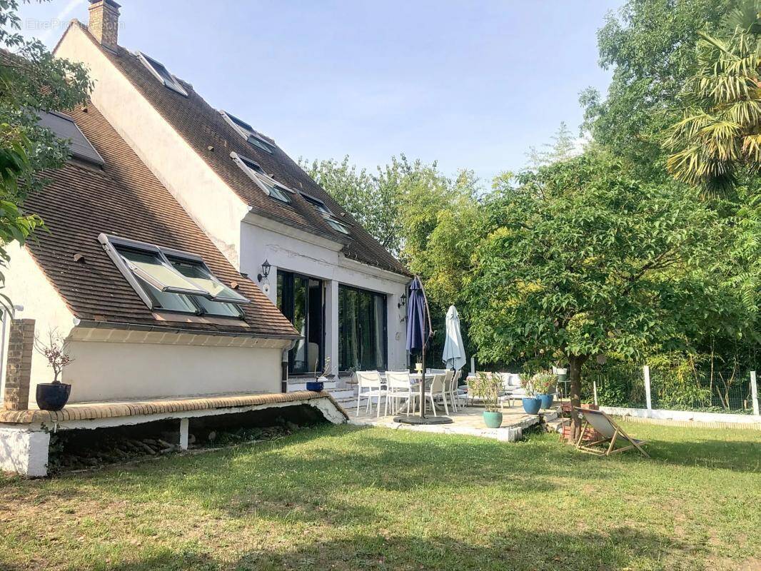 Maison à PONTOISE