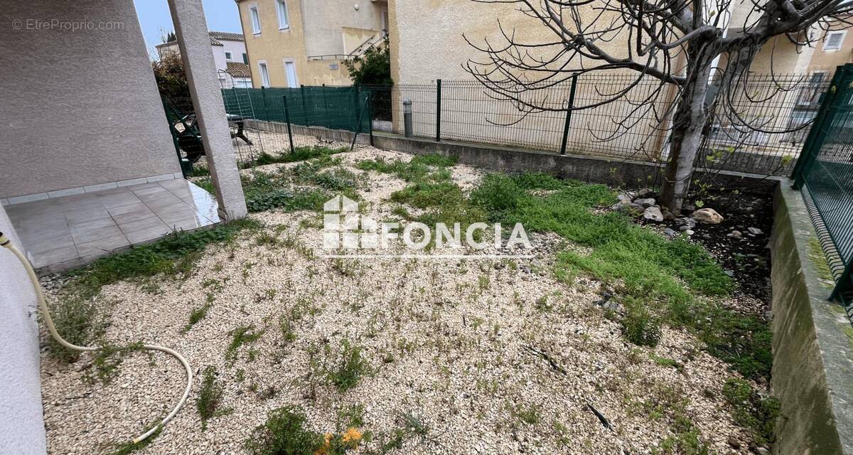 Appartement à LEZIGNAN-CORBIERES