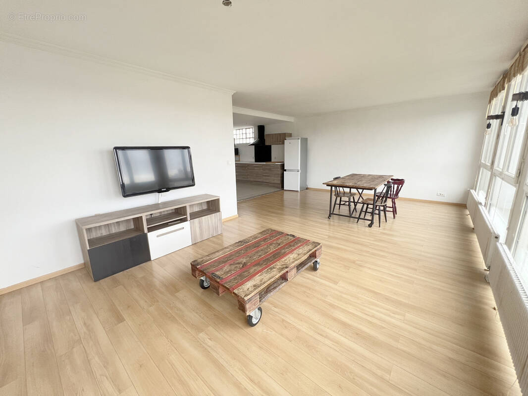 Appartement à SAINT-MAUR-DES-FOSSES