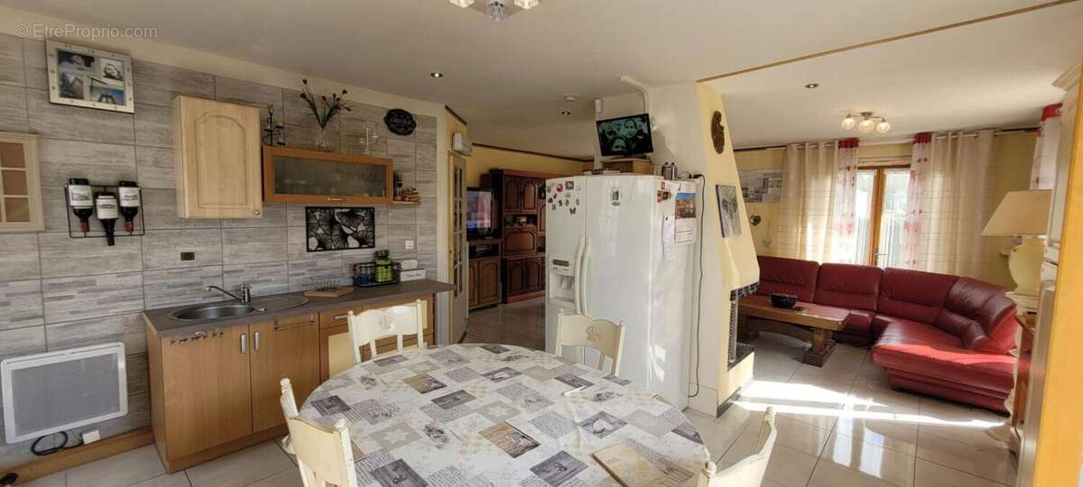 Maison à SAINT-MARS-DU-DESERT