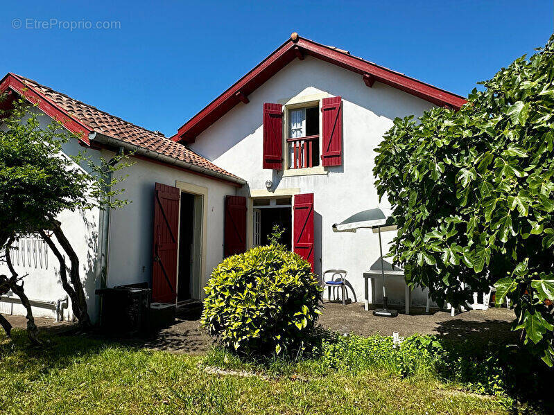 Appartement à TARNOS