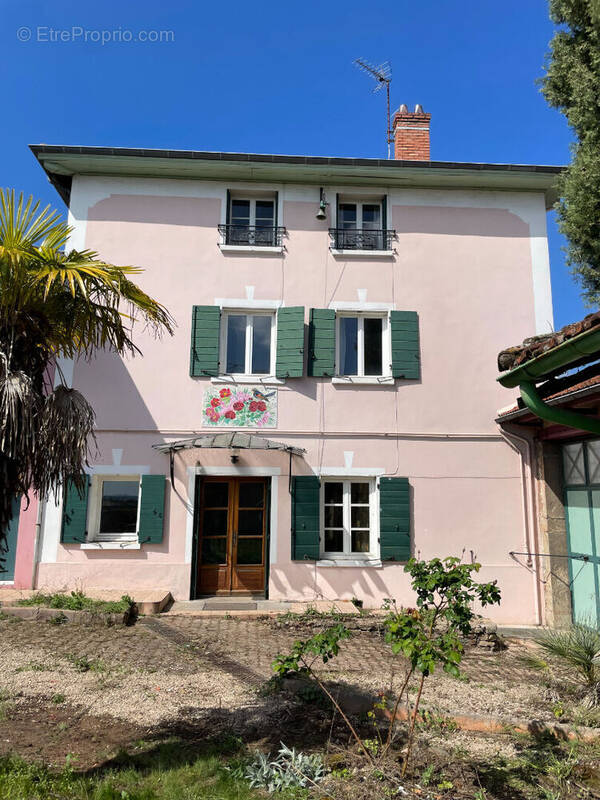 Maison à CRAPONNE