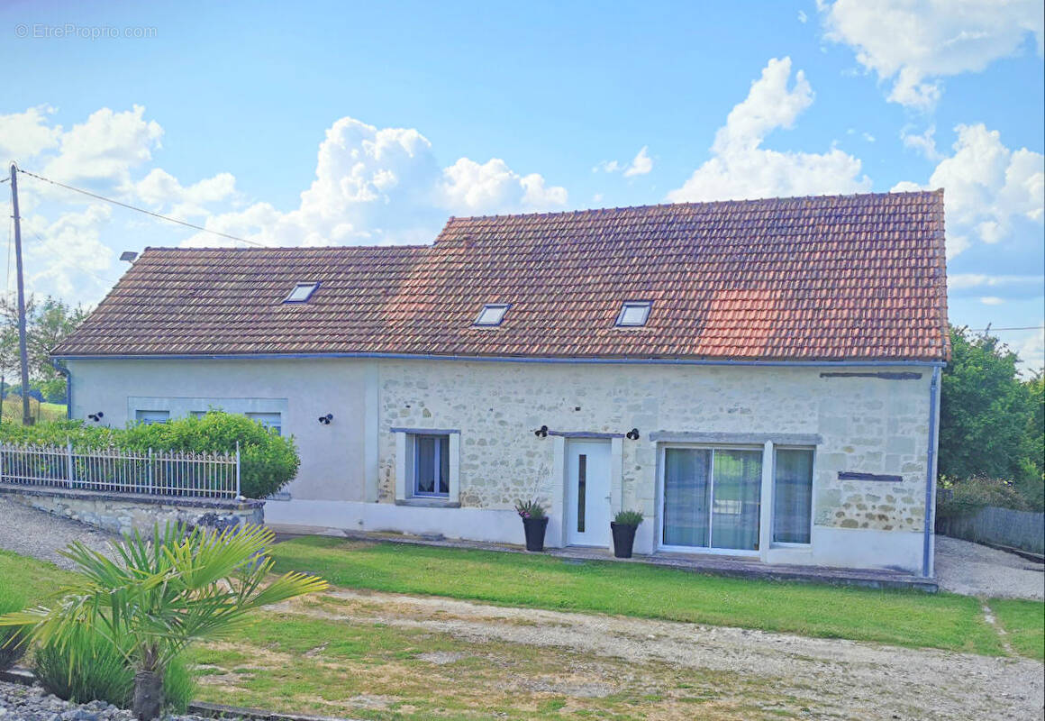 Maison à SAINT-SAUVEUR