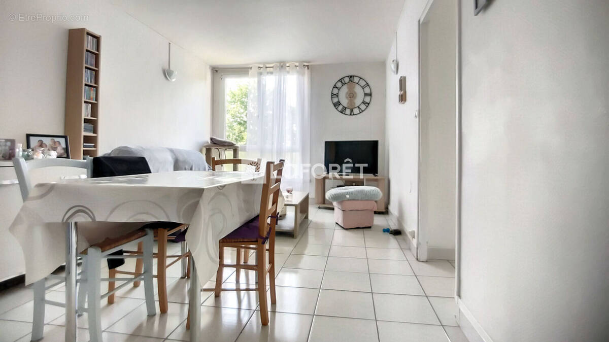 Appartement à SAINT-PIERRE-LES-ELBEUF