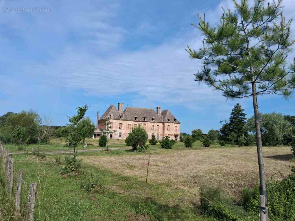 Maison à MERVANS