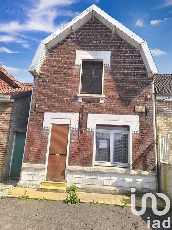 Photo 1 - Maison à CAUCHY-A-LA-TOUR