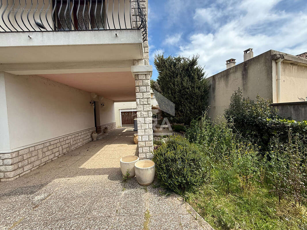 Maison à MARTIGUES