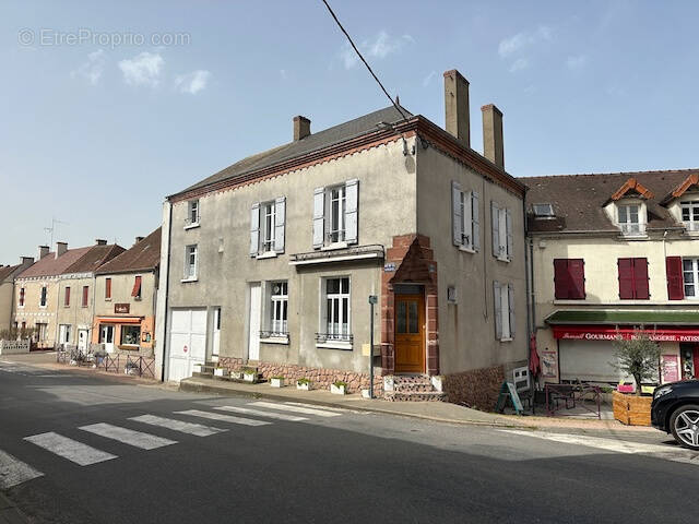 Maison à SAINT-LEON