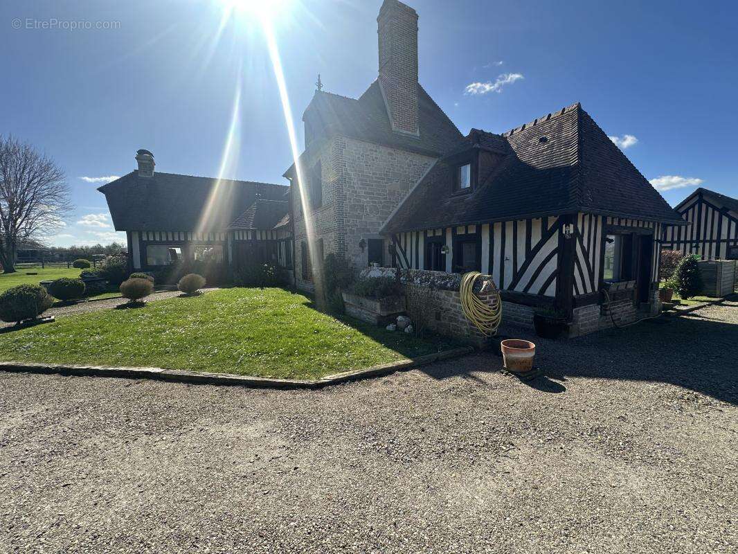 Maison à BEUVRON-EN-AUGE