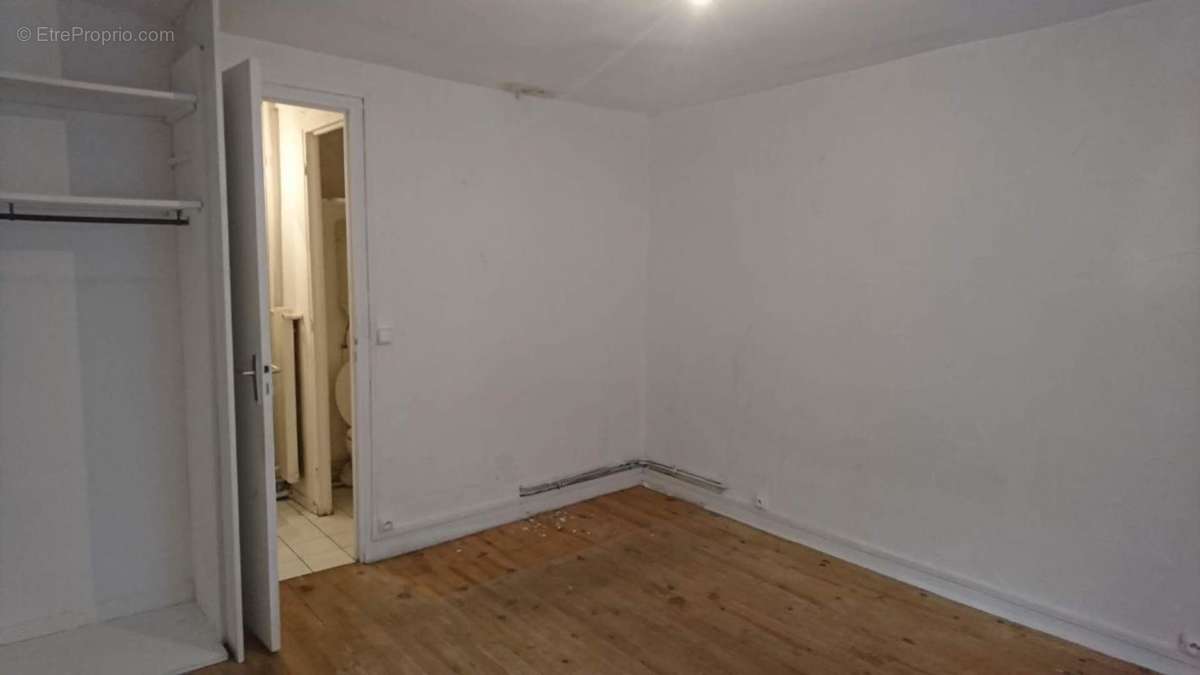 Appartement à PARIS-3E