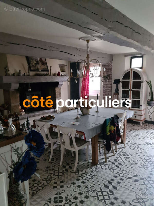 Maison à MAULEVRIER