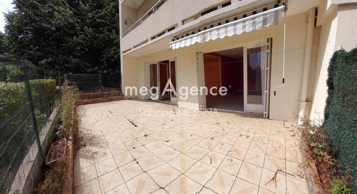 Appartement à HEROUVILLE-SAINT-CLAIR