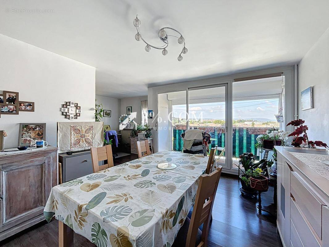 Appartement à CREST