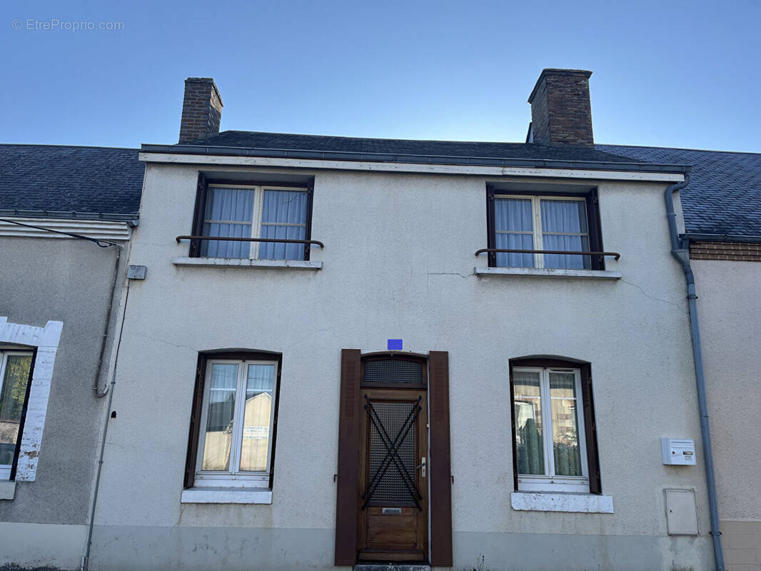 Maison à AUBIGNY-SUR-NERE