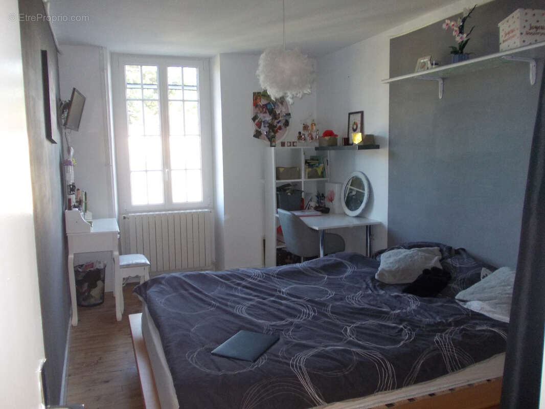 Maison à SAINTE-SEVERE