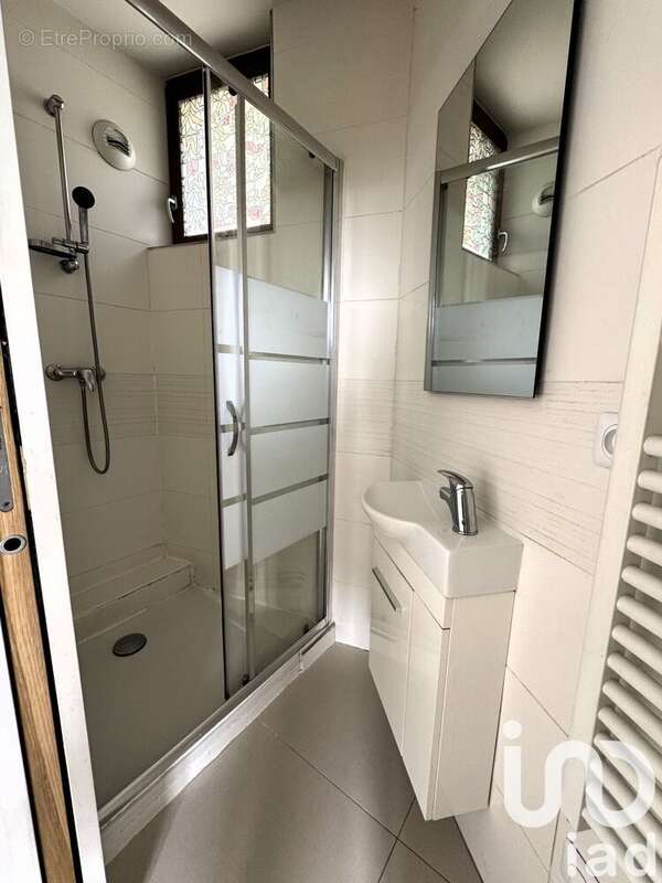 Photo 9 - Appartement à SAINT-MAUR-DES-FOSSES