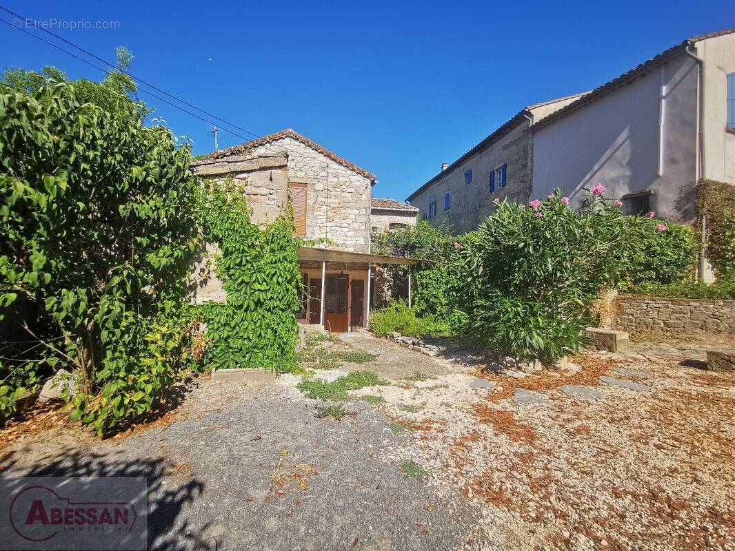 Maison à LOGRIAN-FLORIAN
