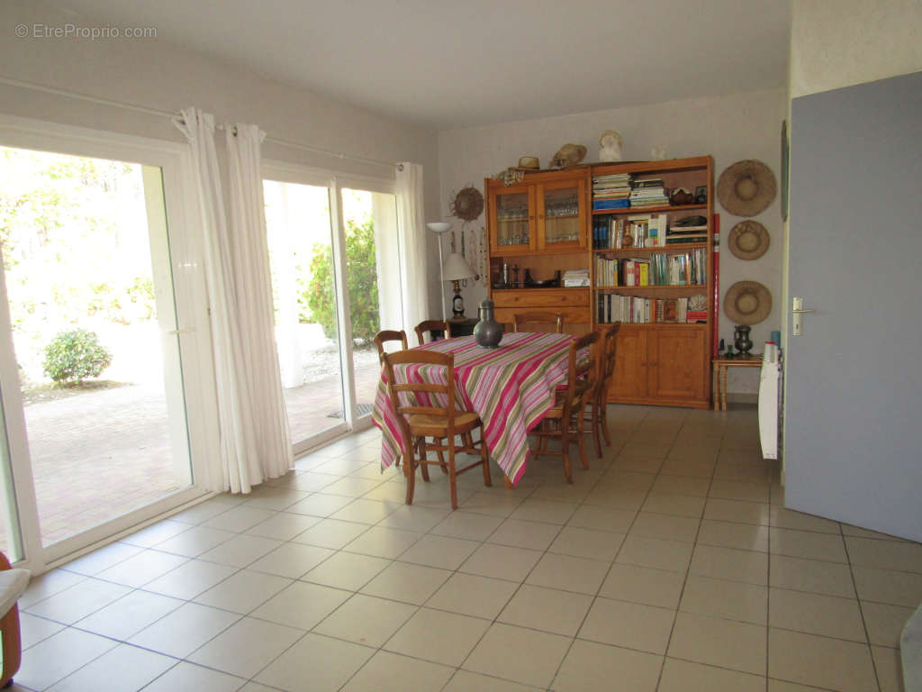 Maison à LACANAU