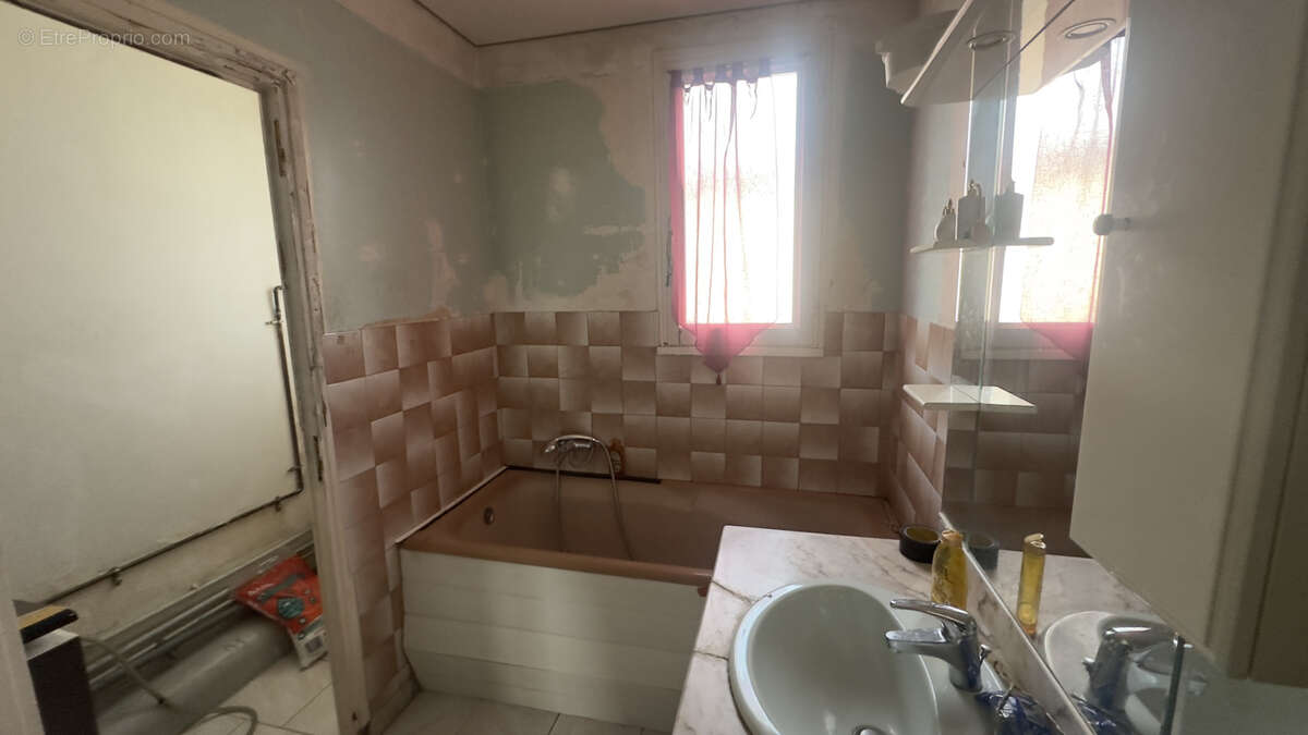Appartement à BOURG-LES-VALENCE