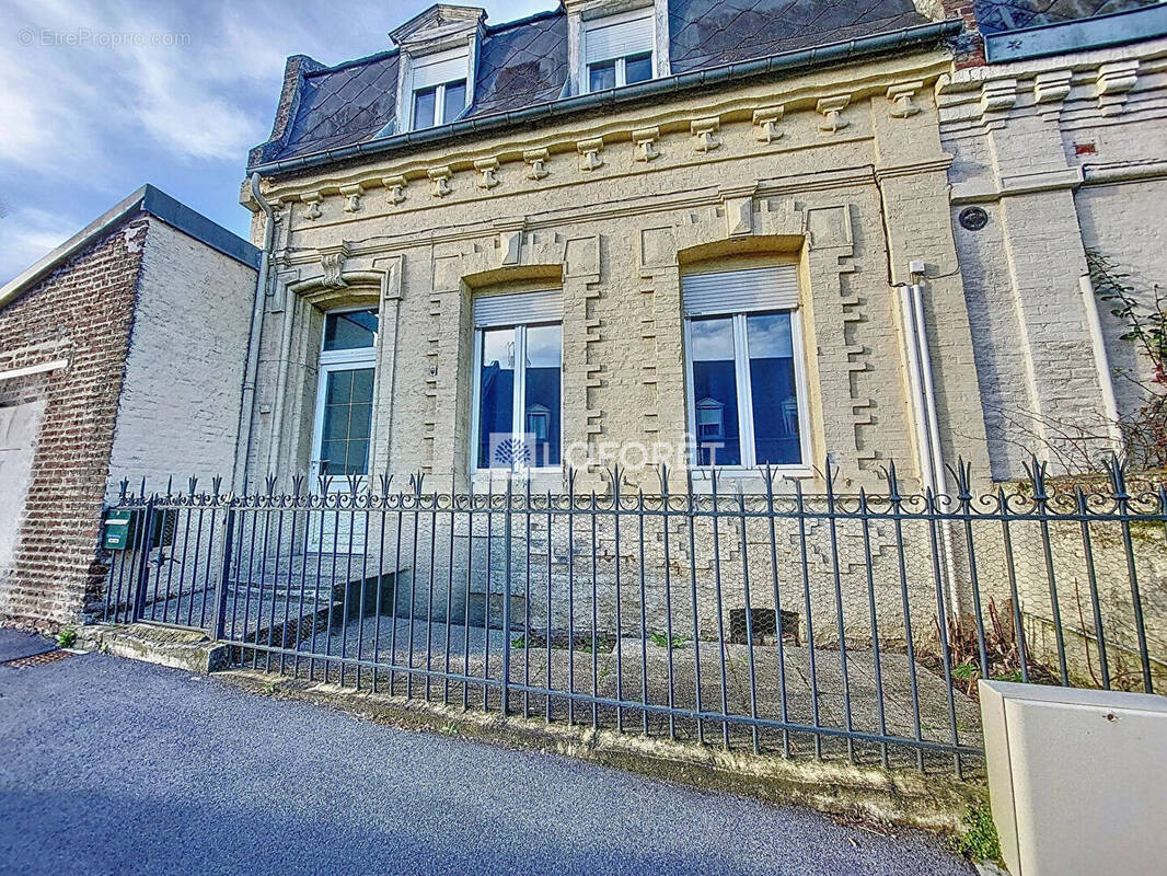 Maison à CHAUNY