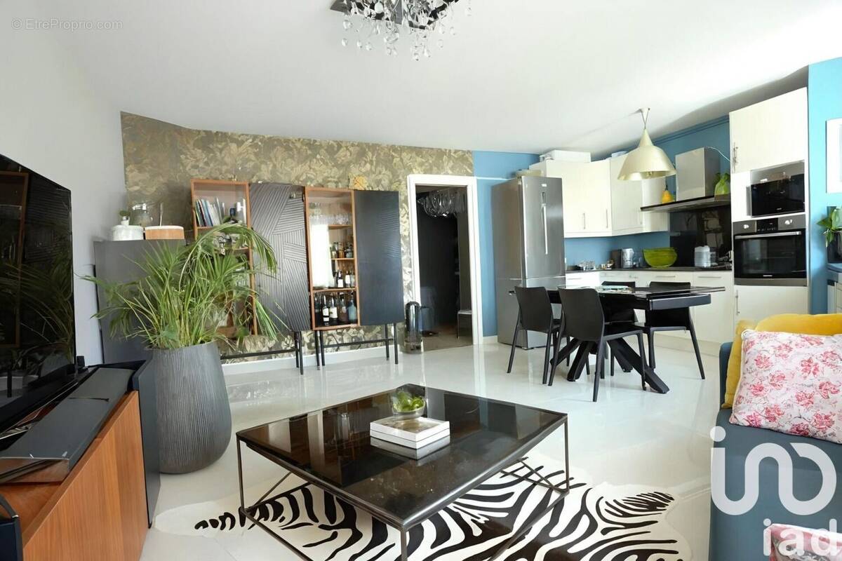 Photo 1 - Appartement à VELIZY-VILLACOUBLAY
