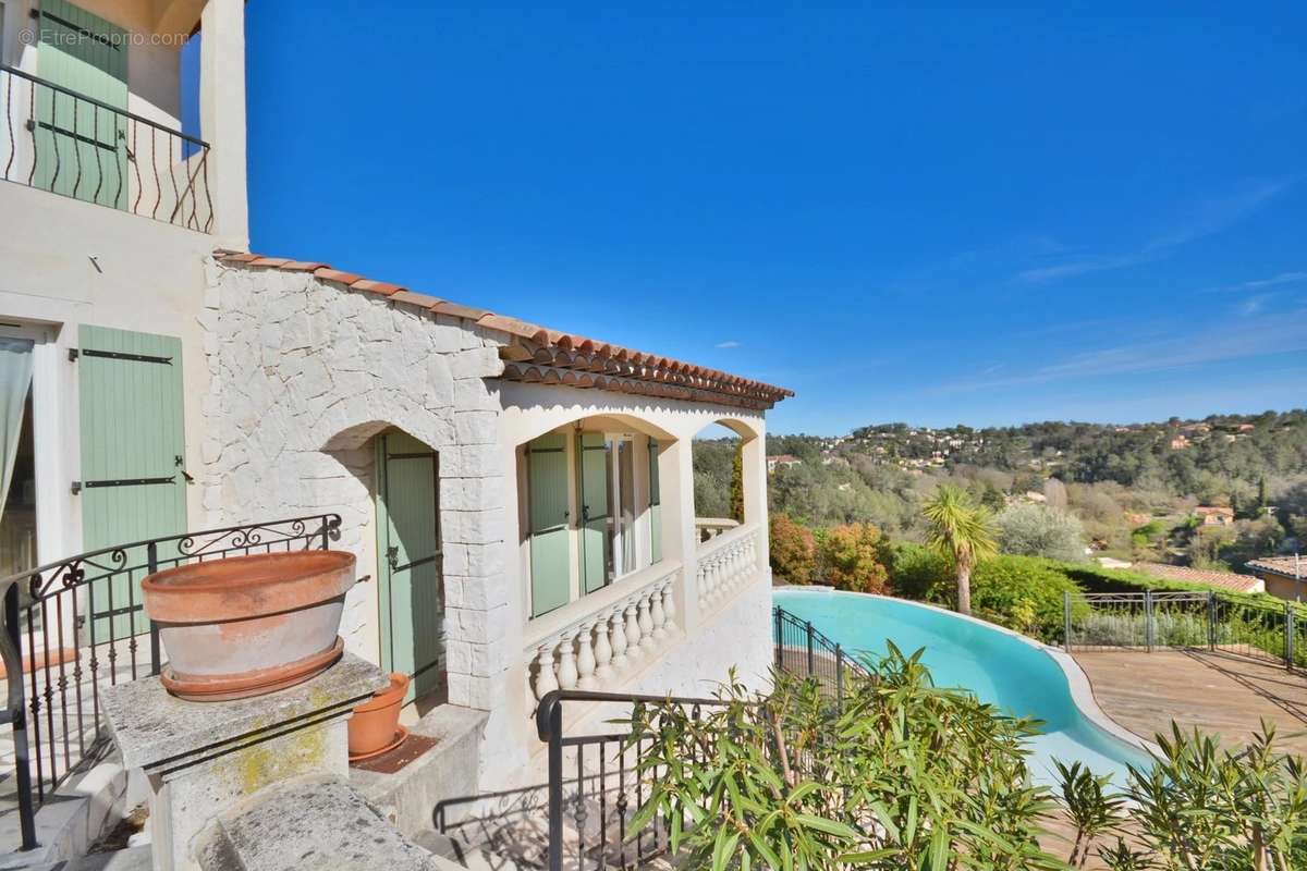 Maison à BIOT