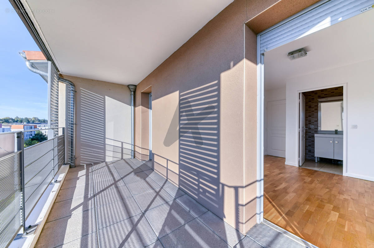 Appartement à TASSIN-LA-DEMI-LUNE
