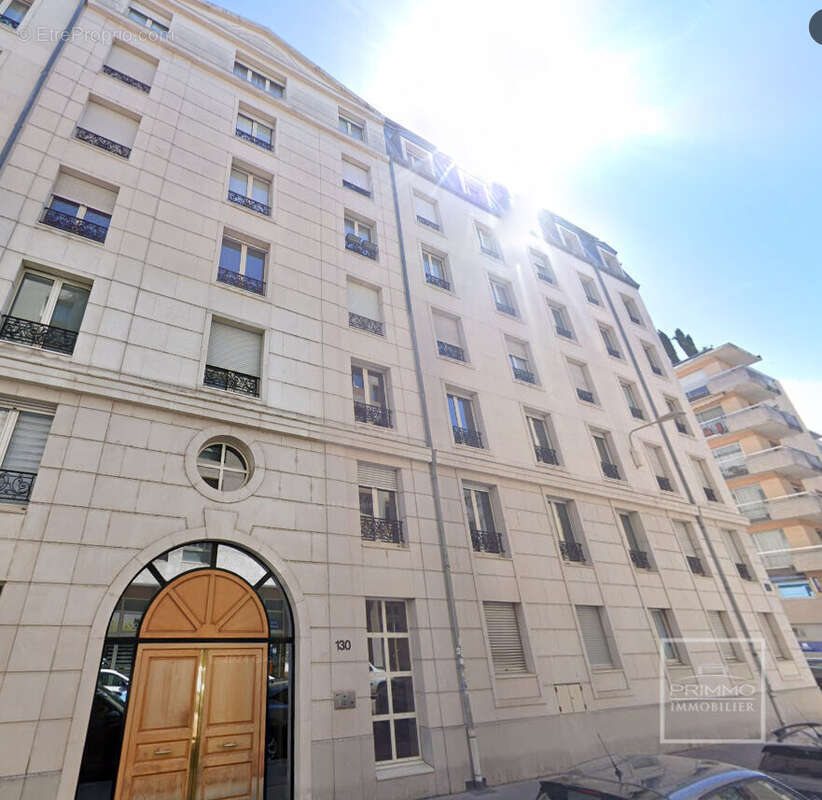 Appartement à LYON-6E