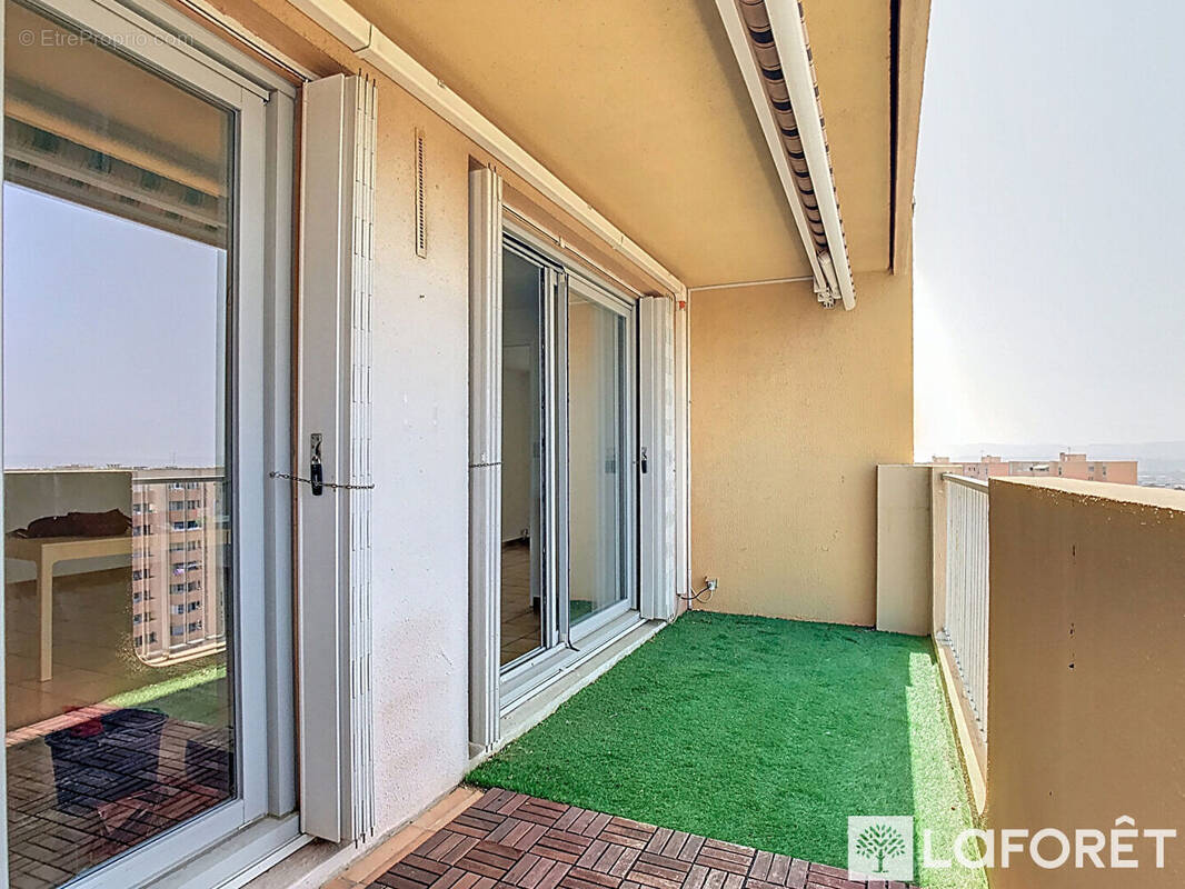 Appartement à VITROLLES