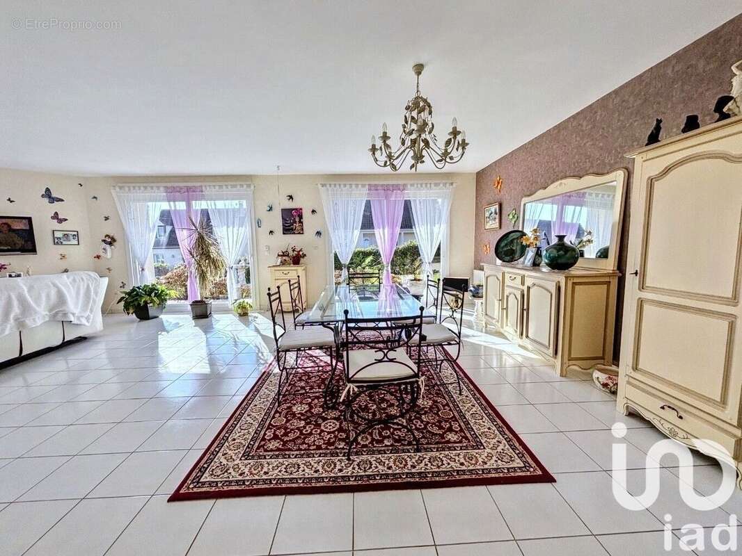 Photo 2 - Maison à VERTUS