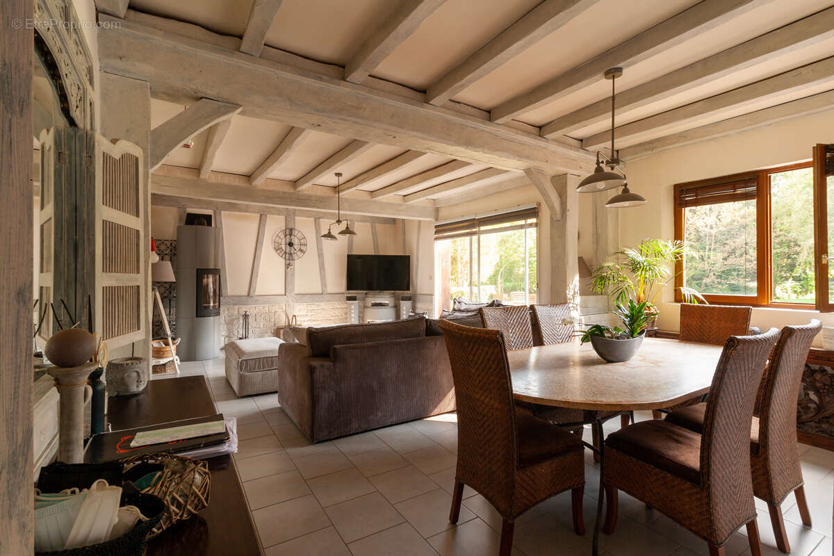 Maison à PAVILLY
