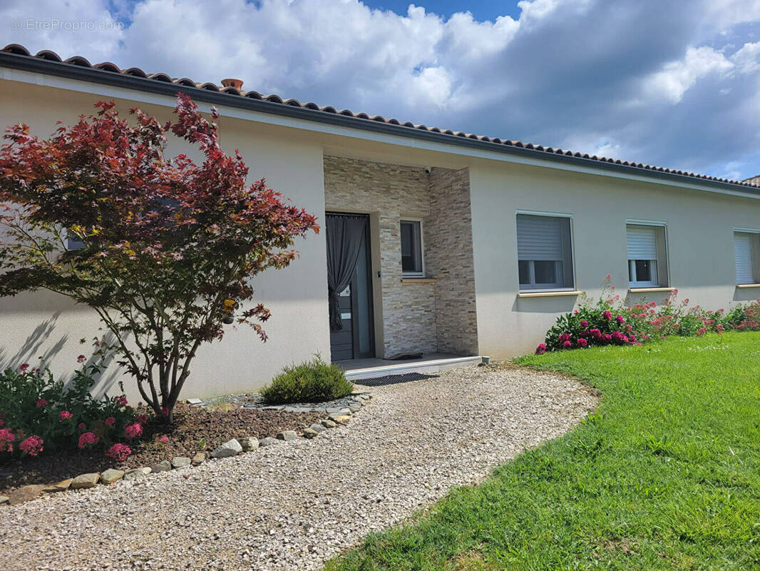 Maison à FRONTON