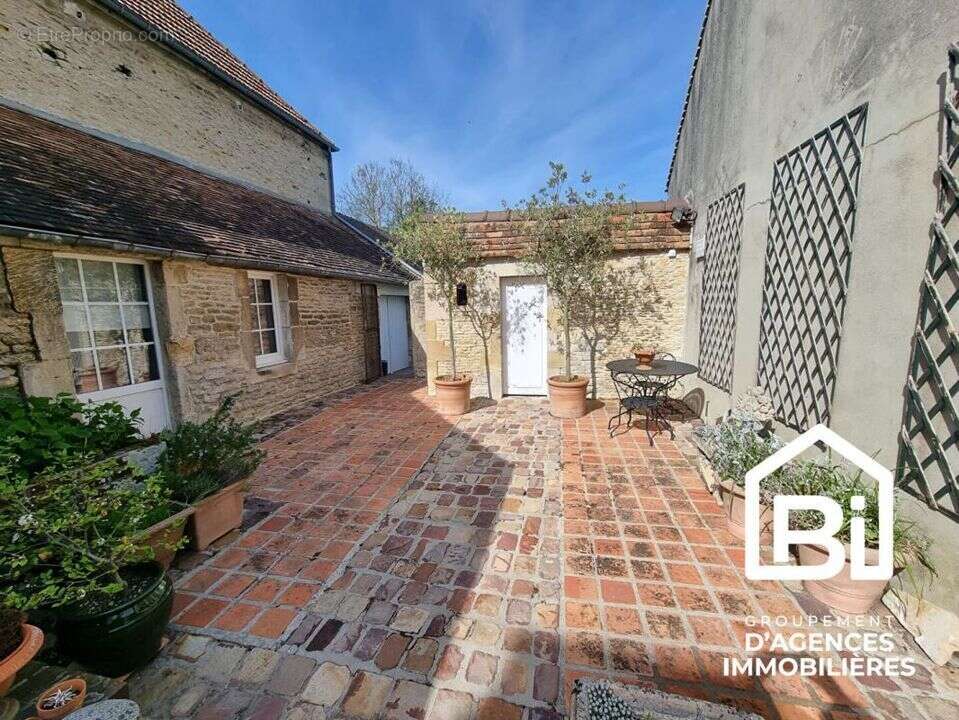 Maison à SAINT-AUBIN-D&#039;ARQUENAY