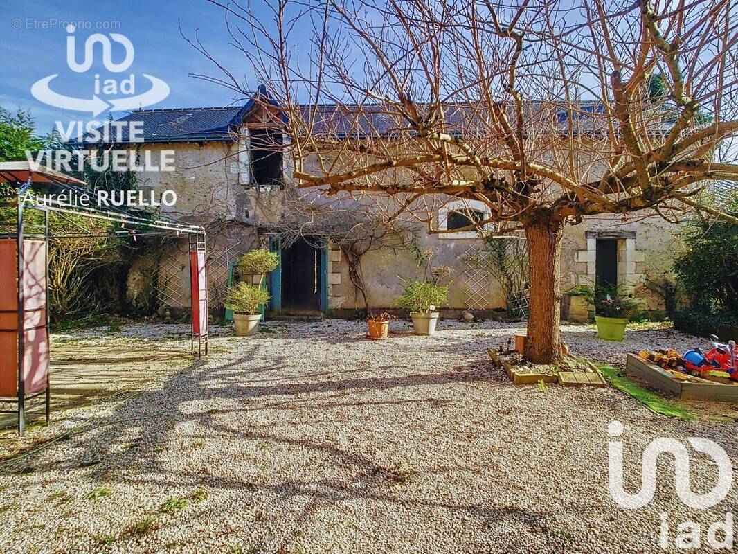 Photo 1 - Maison à HOMMES