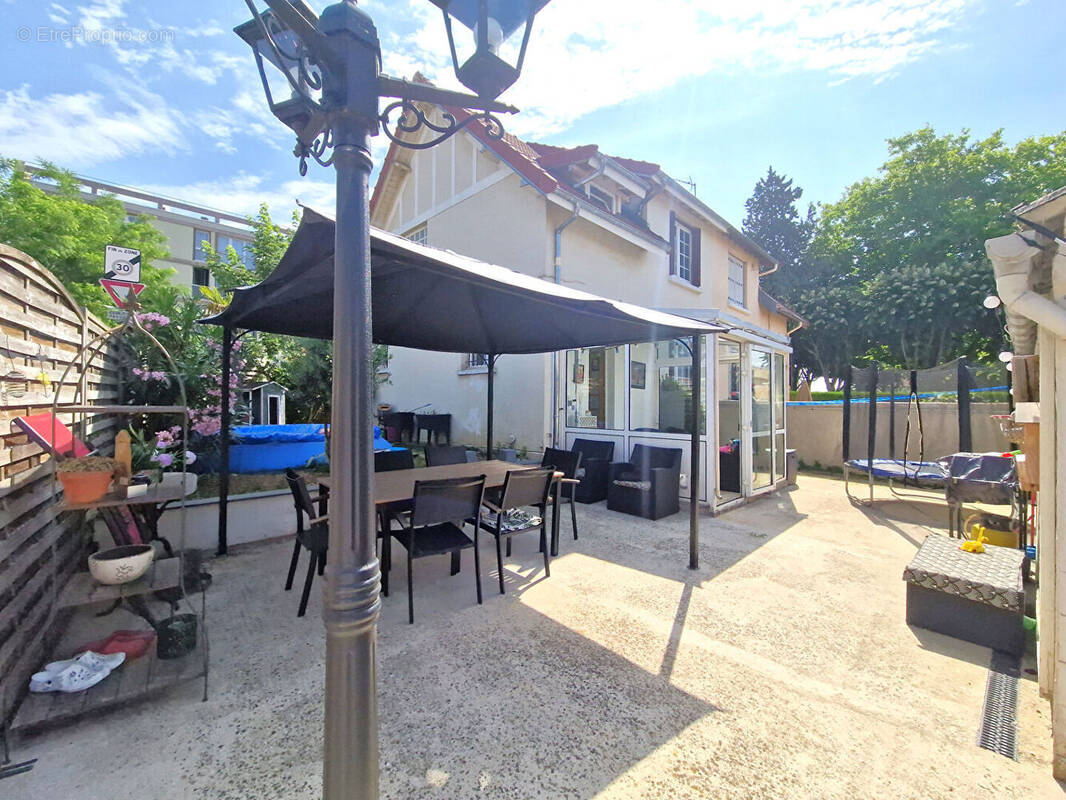 Maison à VITRY-SUR-SEINE
