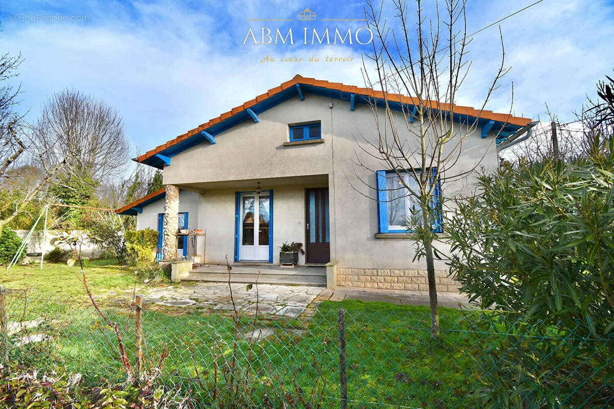 Maison à PRIGONRIEUX