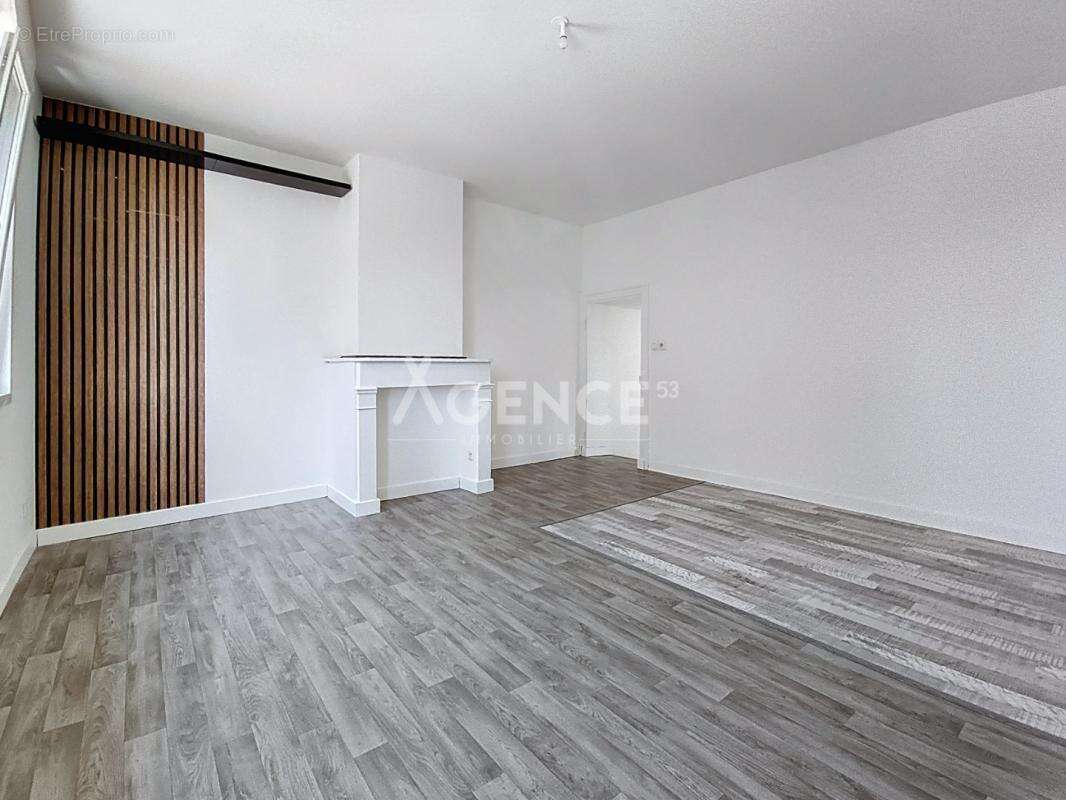 Appartement à AIRE-SUR-LA-LYS